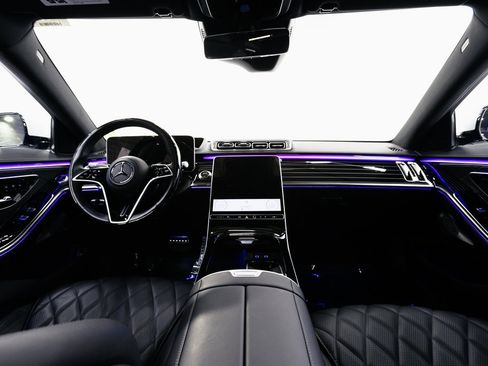 Used 2024 Mercedes-Benz S 580 4MATIC Sedan image 25