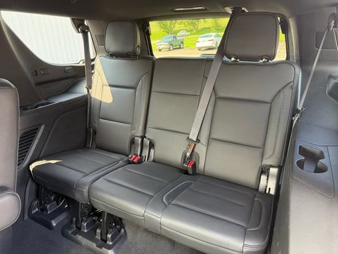 Used 2021 GMC Yukon Denali w/ Denali Premium Package AWD/4WD image 38