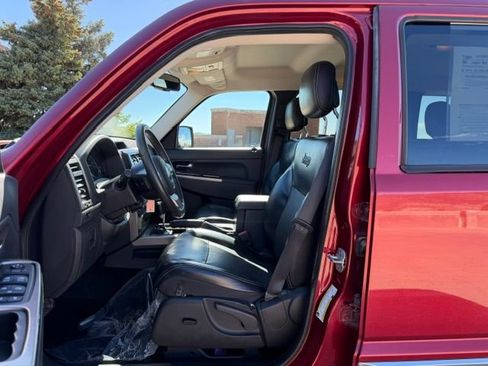 Used 2012 Jeep Liberty Limited Jet w/ Trailer Tow Class III Group AWD/4WD image 11
