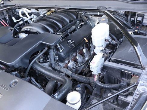 Used 2018 GMC Yukon Denali image 41