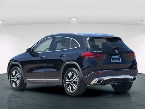 Certified 2025 Mercedes-Benz GLA 250 4MATIC image 5