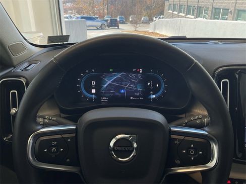 Certified 2023 Volvo XC40 B5 Plus w/ Driver Assist Package image 25