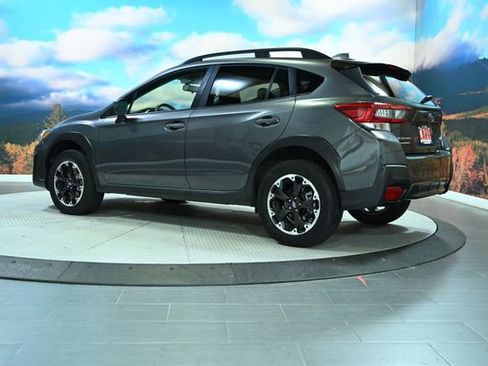 Used 2023 Subaru Crosstrek 2.0i Premium image 6