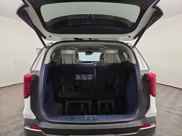 Certified 2025 Kia Carnival SX Prestige FWD image 34