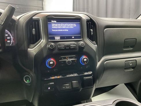Used 2019 Chevrolet Silverado 1500 LT w/ All-Star Edition AWD/4WD image 25