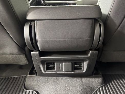 Used 2023 Chevrolet Silverado 1500 LT image 13