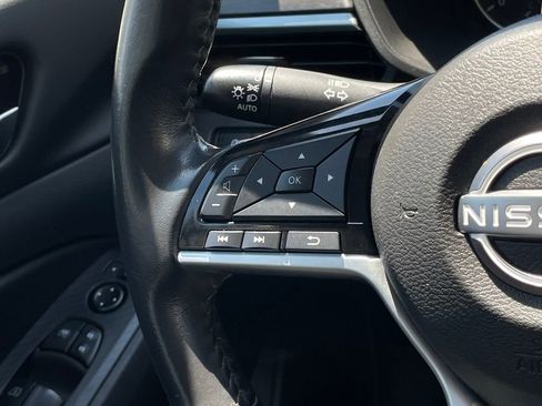 Used 2024 Nissan Altima 2.5 SV w/ SV Premium Package FWD image 13