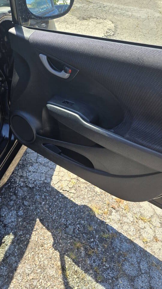Used 2013 Honda Fit Sport image 13