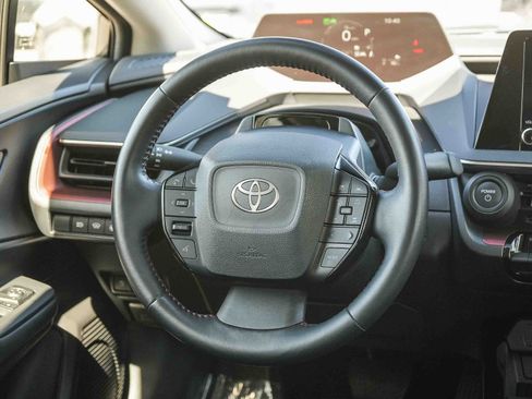 Used 2026 Toyota Prius Plug-In Hybrid FWD image 15