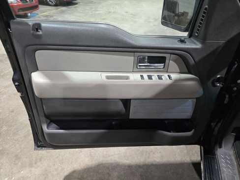 Used 2010 Ford F150 XLT image 32