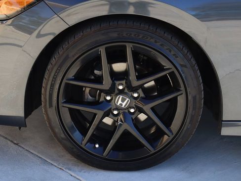 Used 2022 Honda Civic Sport image 29