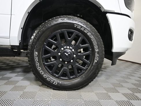 Used 2025 RAM 3500 Limited AWD/4WD image 12
