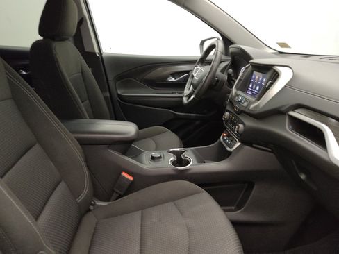 Used 2024 GMC Terrain SLE FWD image 21