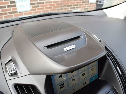 Used 2017 Ford Escape SE w/ Equipment Group 201A FWD image 20