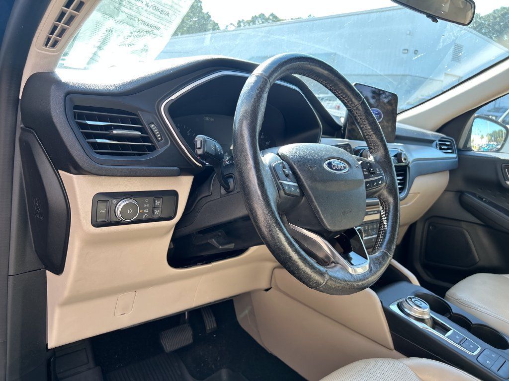Used 2020 Ford Escape SEL FWD image 8
