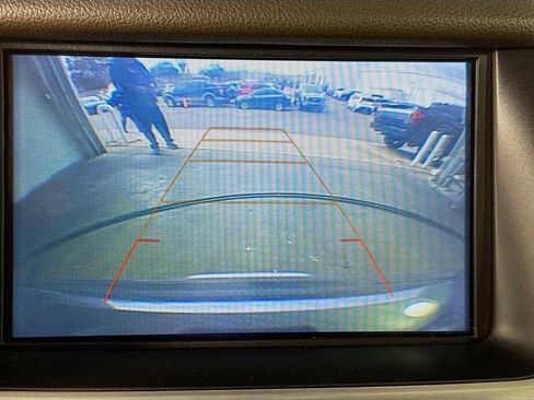 Used 2020 GMC Yukon XL SLT image 14