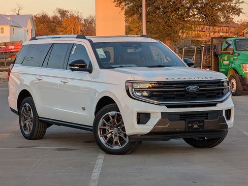 New 2025 Ford Expedition King Ranch image 2