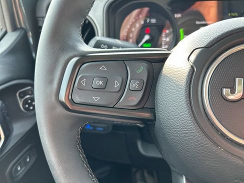 Used 2025 Jeep Wrangler Unlimited Sport S 4xe AWD/4WD image 40