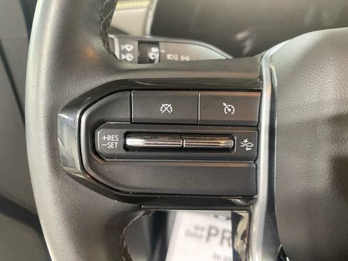 Used 2024 Chevrolet Colorado ZR2 w/ Safety Package AWD/4WD image 31