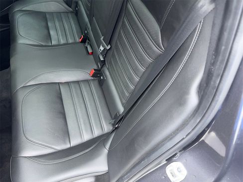 Used 2022 Alfa Romeo Giulia Veloce image 44