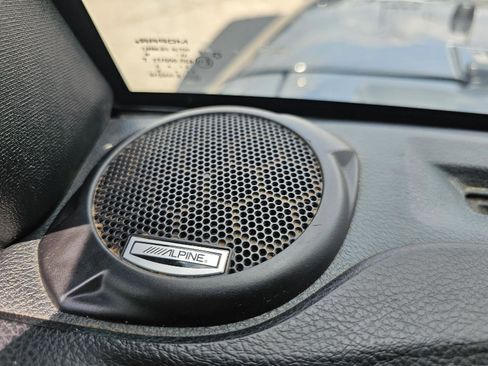 Used 2016 Jeep Wrangler Unlimited Rubicon w/ Connectivity Group image 20