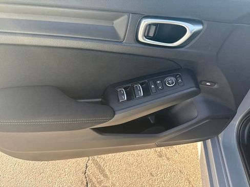 Certified 2025 Honda Civic Sport image 9