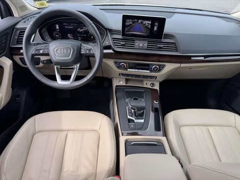 Used 2019 Audi Q5 2.0T Premium Plus image 11
