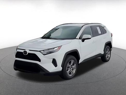 Used 2024 Toyota RAV4 XLE w/ Weather Package AWD/4WD image 7
