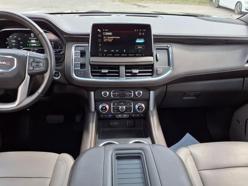 Used 2022 GMC Yukon SLT w/ SLT Premium Package AWD/4WD image 12