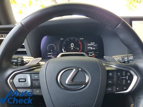 Used 2025 Lexus GX 550 w/ Accessory Package (Z1) AWD/4WD image 22
