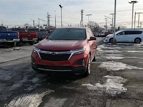 Certified 2022 Chevrolet Equinox LT image 3