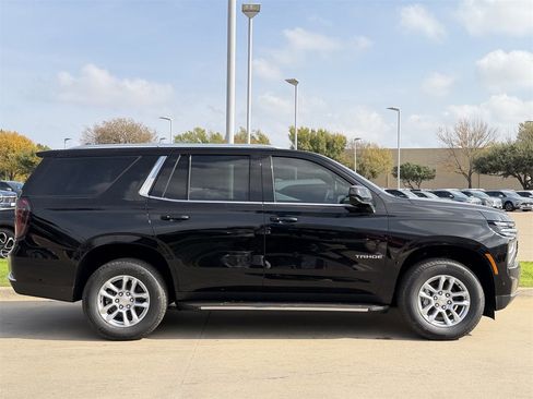 New 2026 Chevrolet Tahoe LS image 3