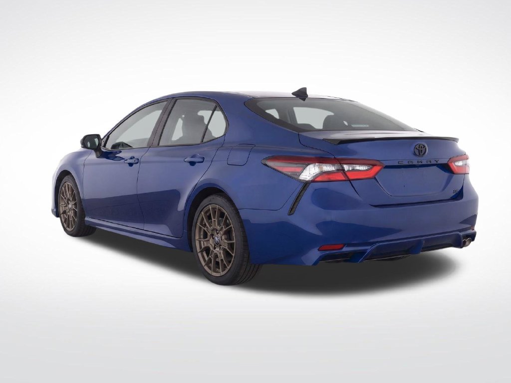 Used 2023 Toyota Camry SE w/ Convenience Package FWD image 4