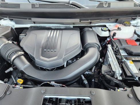 New 2026 GMC Acadia AT4 w/ LPO, Floor Liner Package image 21