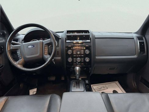 Used 2011 Ford Escape Limited w/ 302A Rapid Spec Order Code FWD image 30