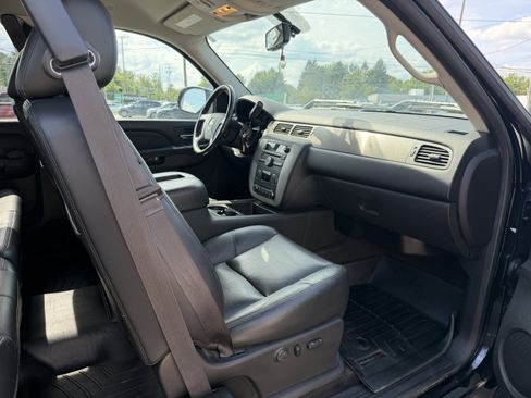 Used 2013 Chevrolet Silverado 1500 LTZ w/ LTZ Plus Package AWD/4WD image 12