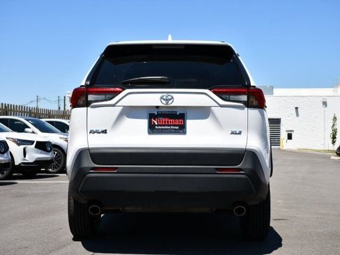 Used 2025 Toyota RAV4 XLE FWD image 6