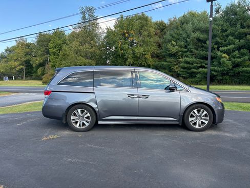 Used 2014 Honda Odyssey Touring image 4