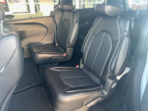 New 2026 Chrysler Voyager LX image 22