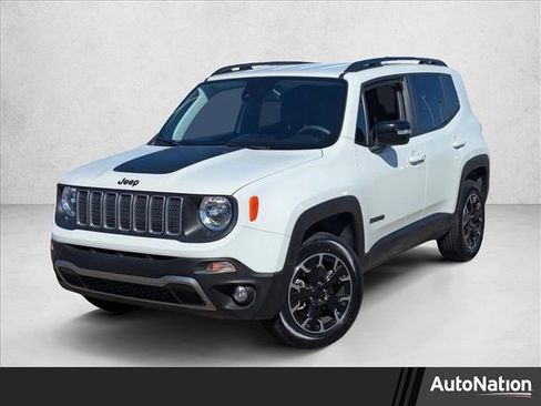 Used 2023 Jeep Renegade Latitude image 1