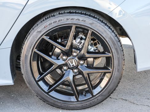 Certified 2024 Honda Civic Sport image 28