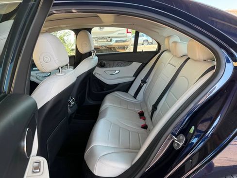 Used 2017 Mercedes-Benz C 300 Sedan image 27