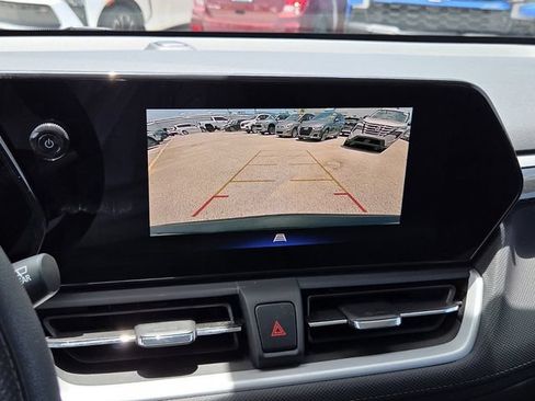 Used 2024 Chevrolet TrailBlazer LS w/ LS Convenience Package FWD image 23