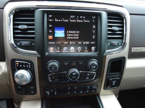 Used 2015 RAM 1500 Laramie Longhorn w/ Convenience Group AWD/4WD image 16
