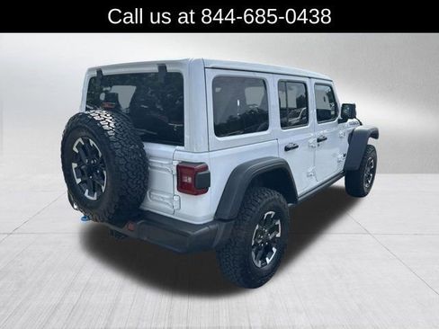 Certified 2025 Jeep Wrangler Unlimited Rubicon 4xe w/ Convenience Group AWD/4WD image 5
