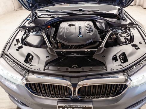 Used 2019 BMW 540i RWD image 32