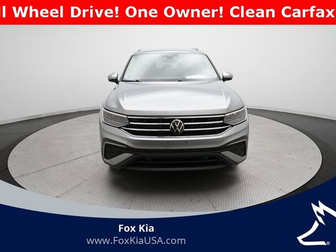 Used 2024 Volkswagen Tiguan SE image 11
