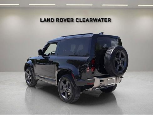 New 2025 Land Rover Defender 90 X-Dynamic SE AWD/4WD image 3