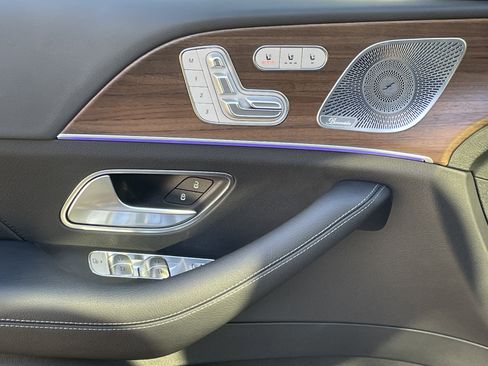 Certified 2025 Mercedes-Benz GLS 450 4MATIC image 20