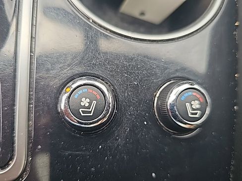 Used 2016 Nissan Maxima Platinum FWD image 25